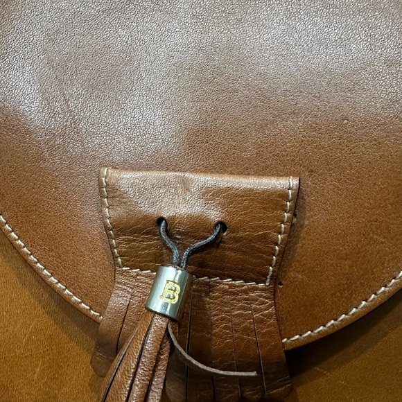 Bally 1970s Vintage Brown Leather Saddle Crossbody | Made in Italy - Picture 4 of 12